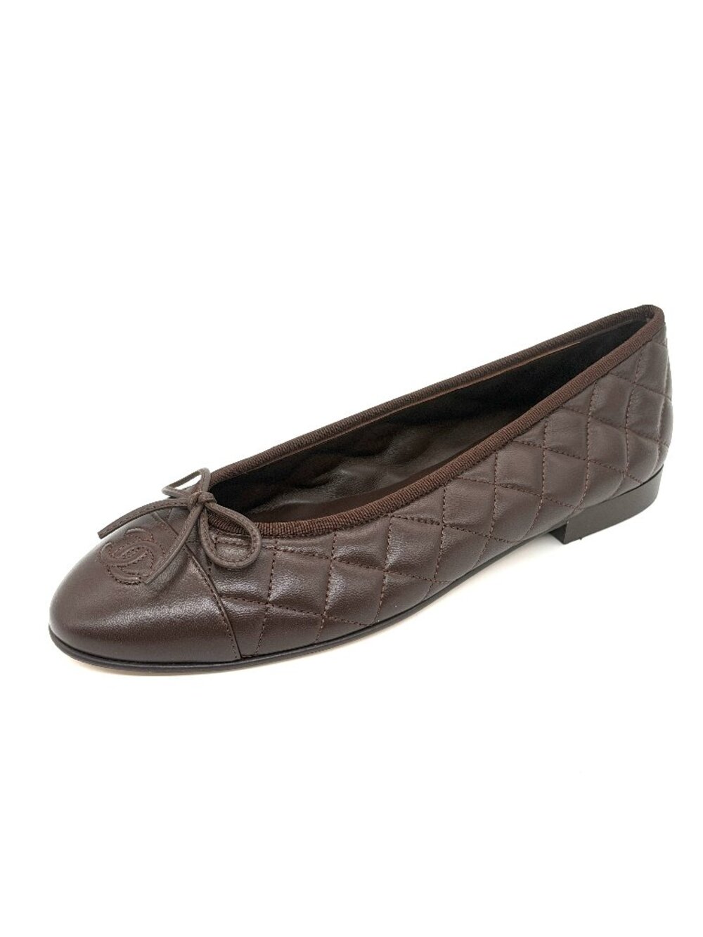 CHANEL 26B CC Logo Quilted Lambskin Leather Cap Toe Bow Ballerina Ballet Flats
